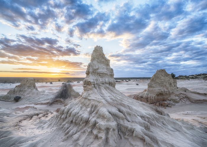 Spectacular outback landscapes showcasing the Walls of China in the World Heritage Mungo National Park, Outback N
