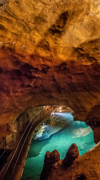 Jenolan Caves, Blue Mountains