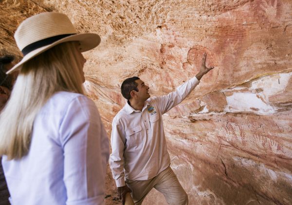 Mutawintji National Park - Aboriginal rock art