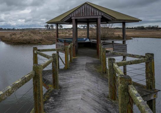 Mother of Ducks Lagoon Nature Reserve birdwatching platform at Guyra in Armidale, Country NSW