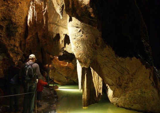 natural water in the Jenolan Caves 